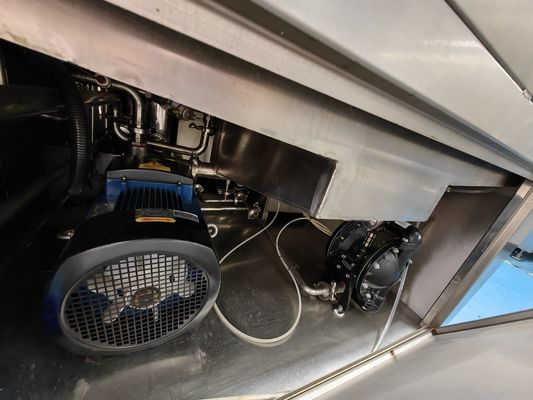 Máquina de limpieza de plantillas resistentes a los ácidos de tres fases anticorrosión
